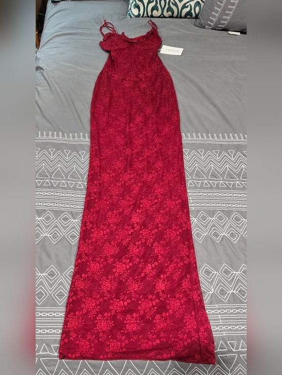 Outcast Dresses & Skirts - Outcast Dylan Maxi Dress In Red Lace Size XXS
